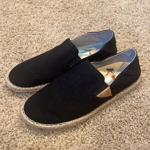 OluKai Kaula Pa'a Kapa Espadrille Size 9
